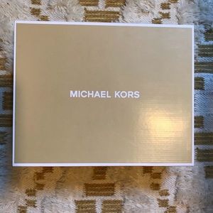 Michael Kors Berkley Sandal (Oive)